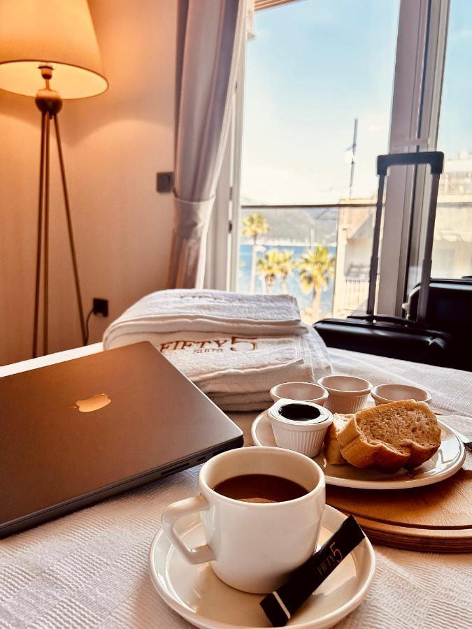 Fifty5 Suite Hotel 말마리스 외부 사진