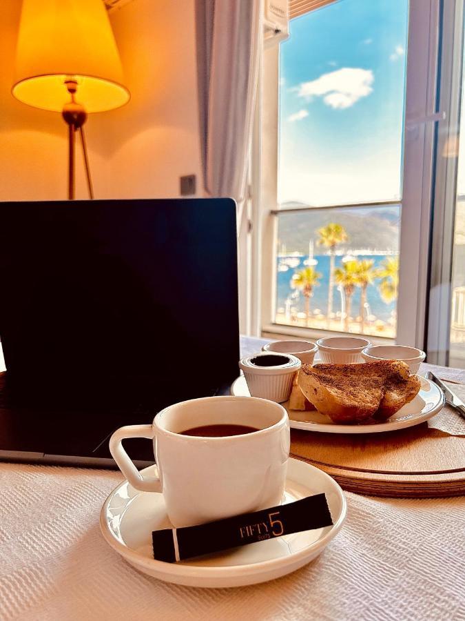 Fifty5 Suite Hotel 말마리스 외부 사진